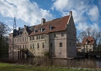 Schloss Senden - Blick über die Gräfte
