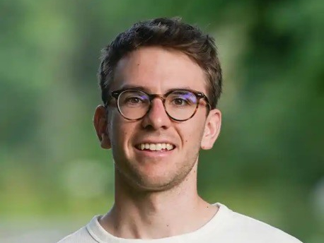 Portraitfoto des Dozenten 