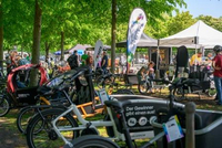 Quelle: Stadt Münster | Michael Möller Das Bild zeigt die Cargobike Roadshow auf der Promenade in Münster.