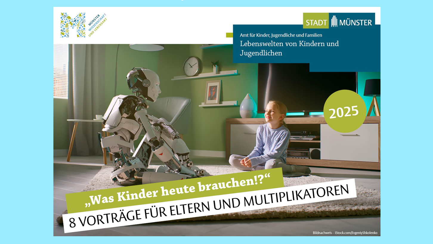 Deckblatt der Vortragsreihenbroschüre 2025, Kind sitzt im Wohnzimmer vor einem Roboter