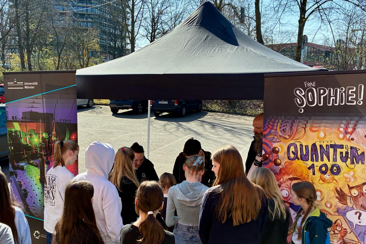 Ein Infostand der Uni Münster.