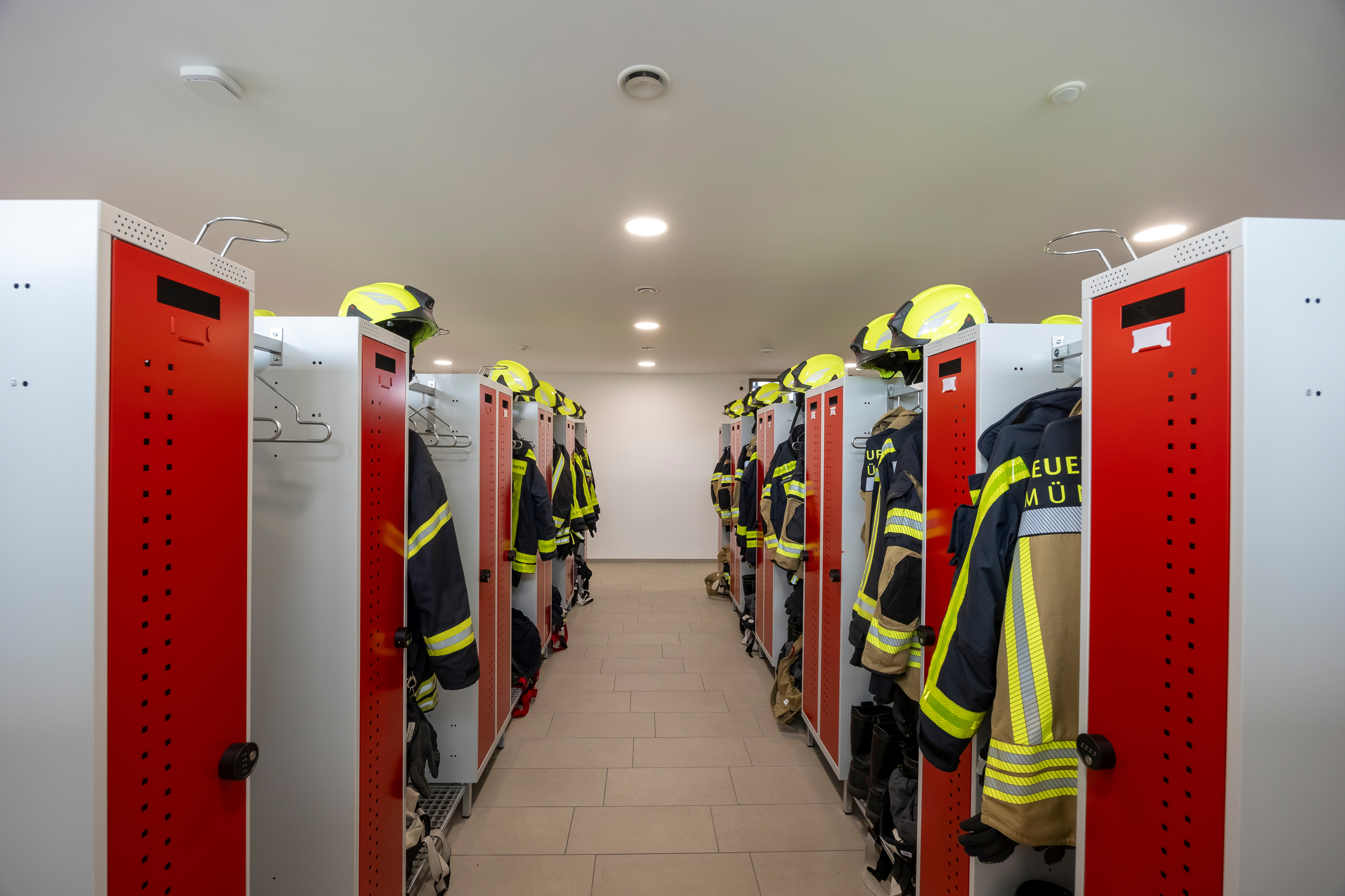 Innenansicht Umkleiden Feuerwehrhaus Albachten