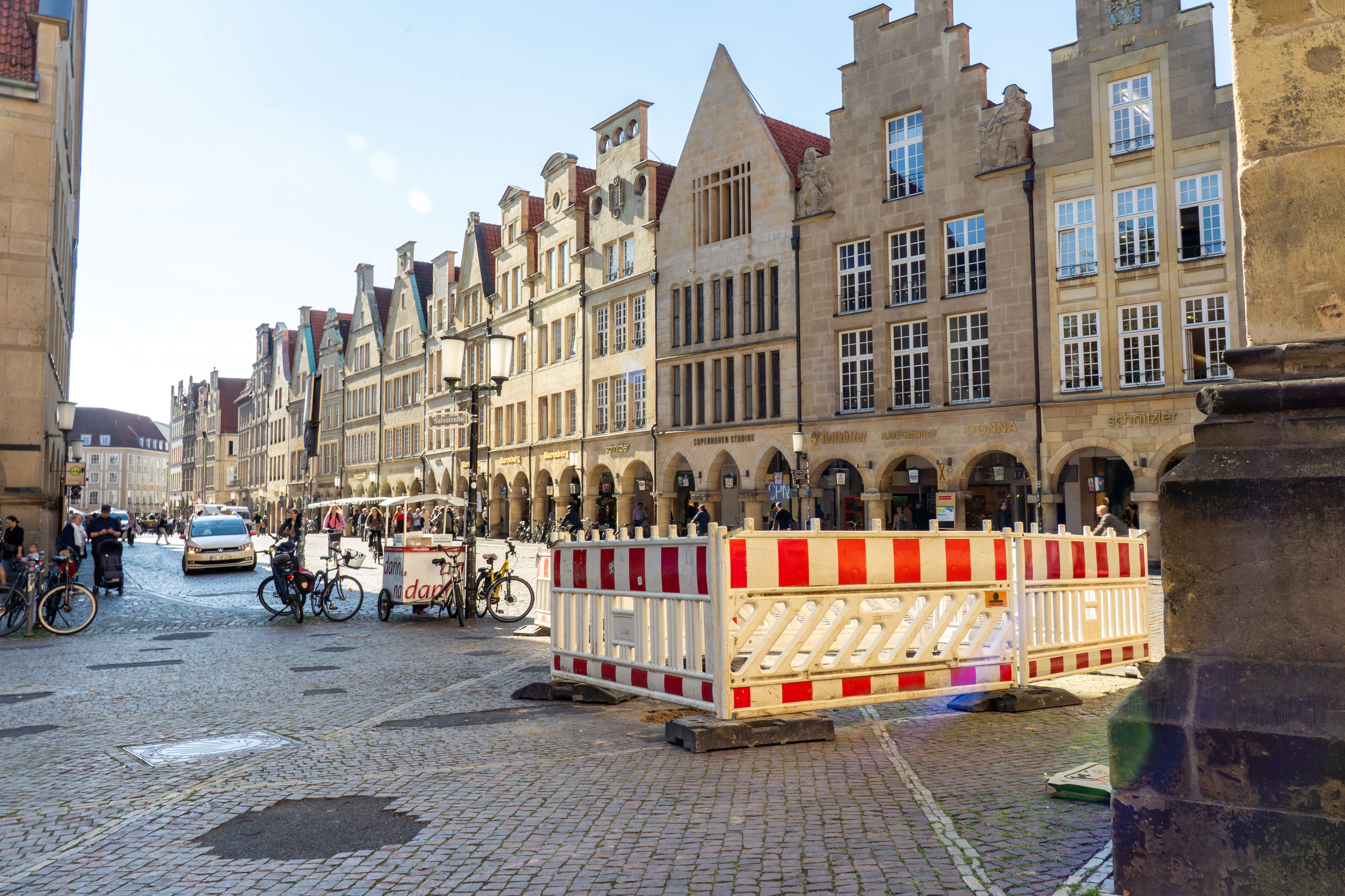 Lamberti-Kirchplatz und Prinzipalmarkt mit Absperrungen