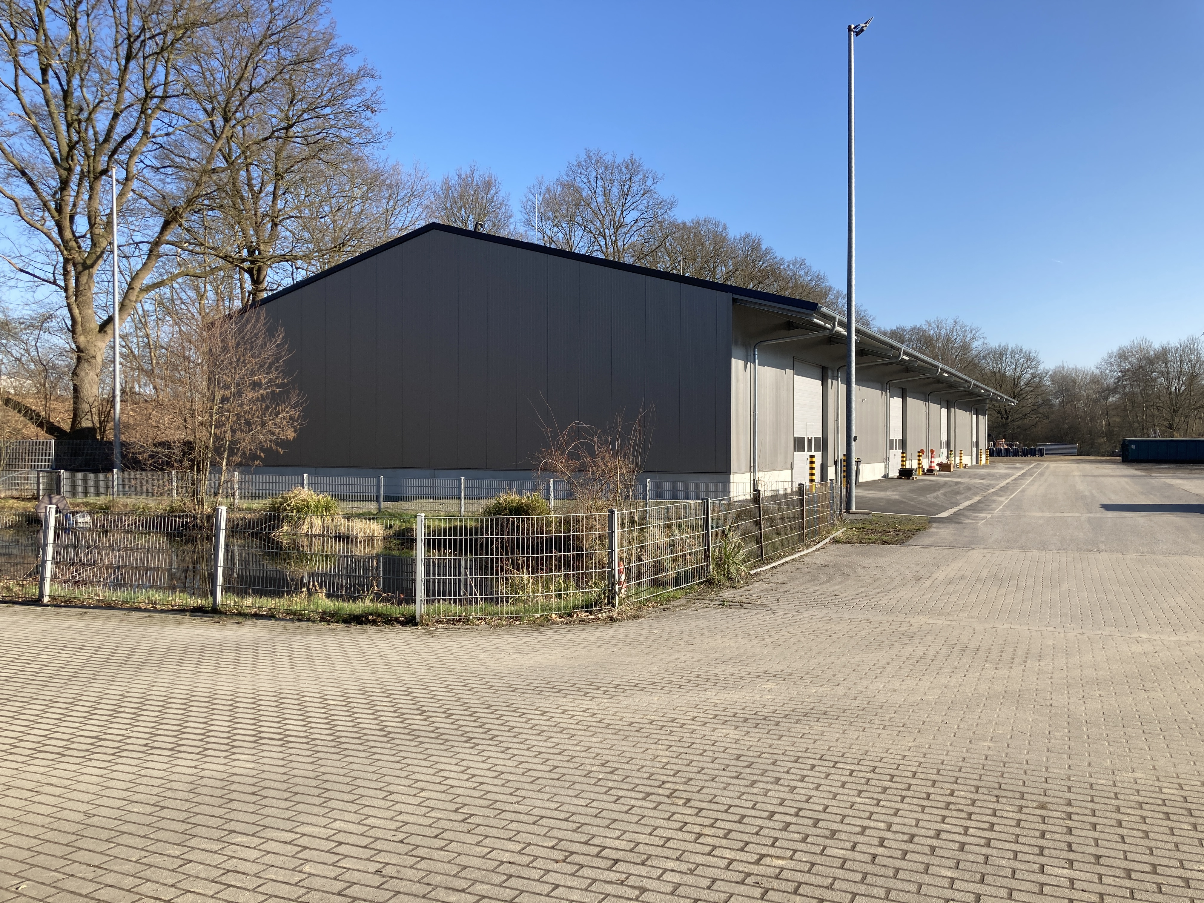 Kaltlagerhalle des Betriebshofes am Höltenweg 