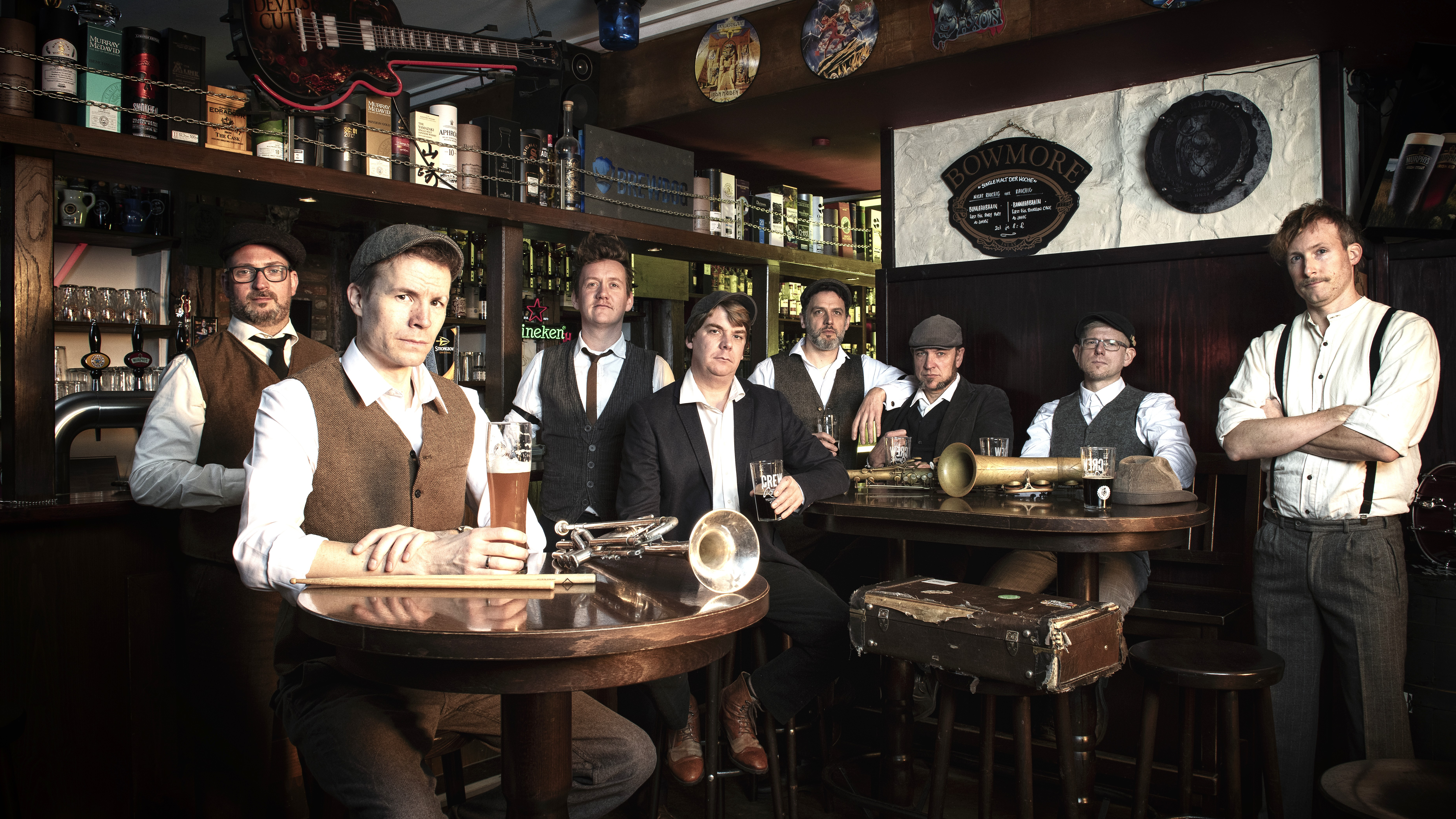 Bandfoto in einer Kneipe