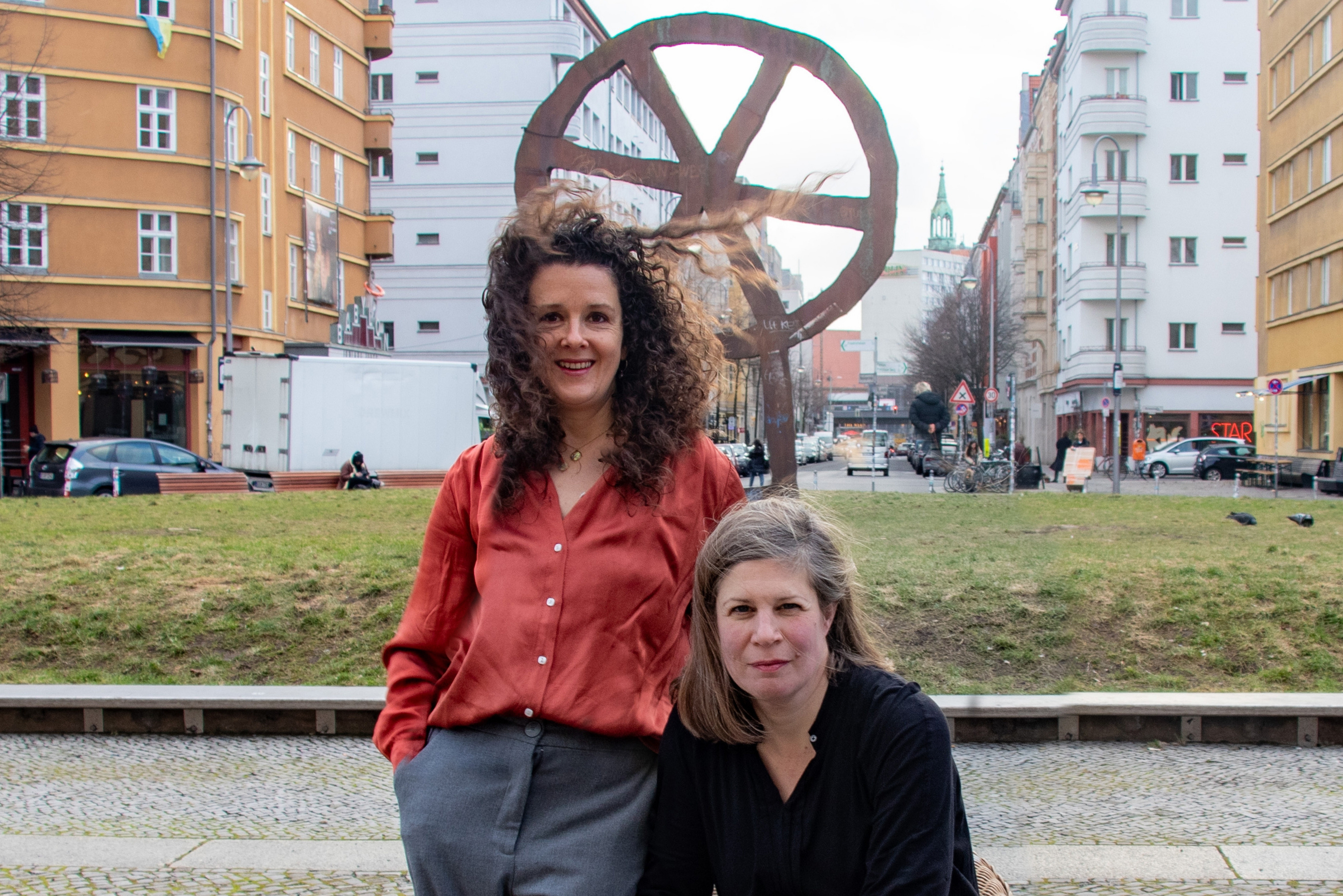 Die Herausgeberinnen Franziska Hauser und Maren Wurster