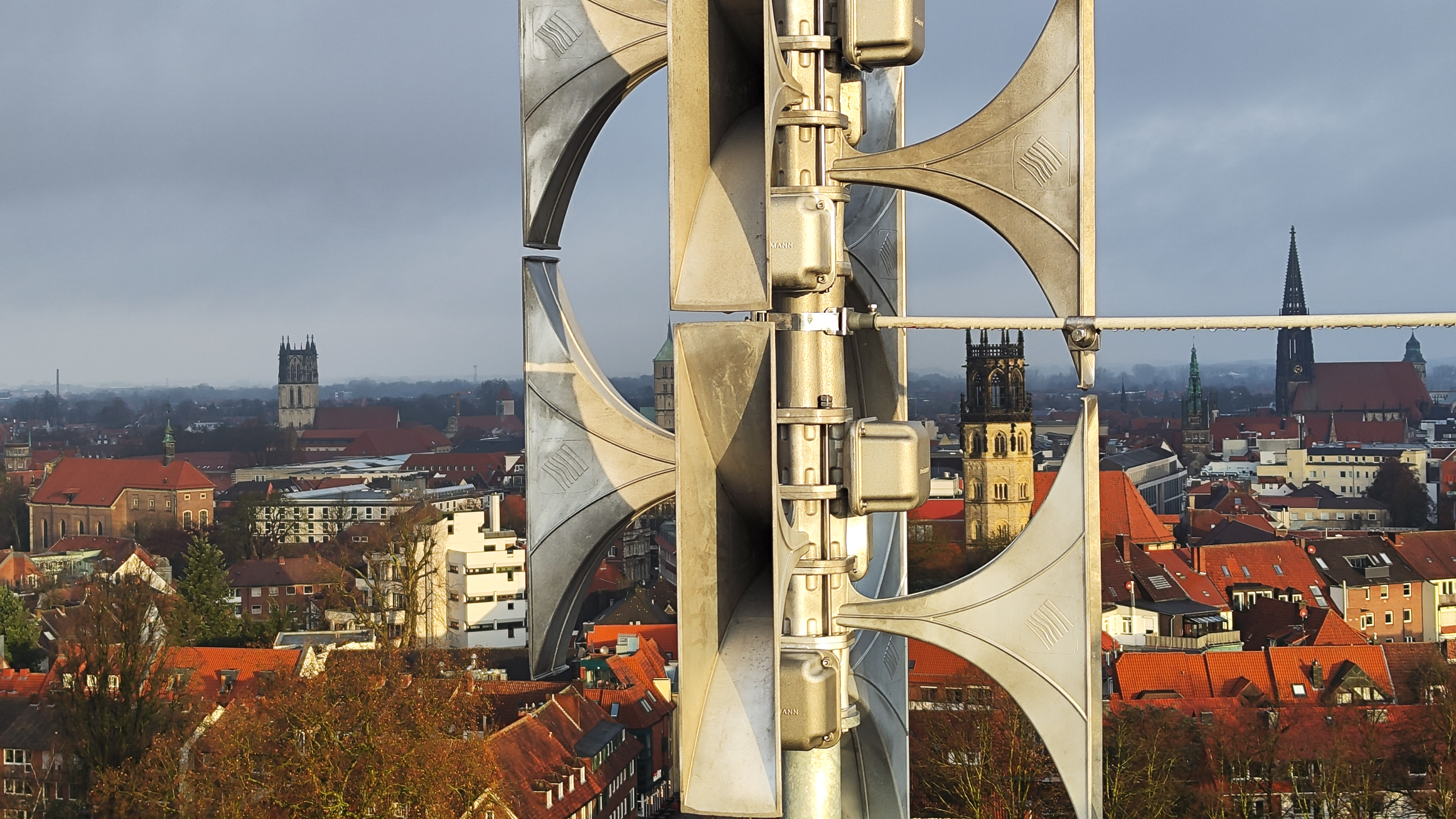Sirene auf dem Stadthaus 2