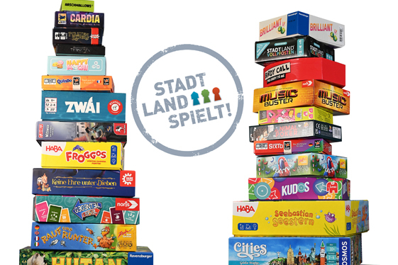 Zwei Spieletürme und das Logo von Stadt-Land-Spielt!.