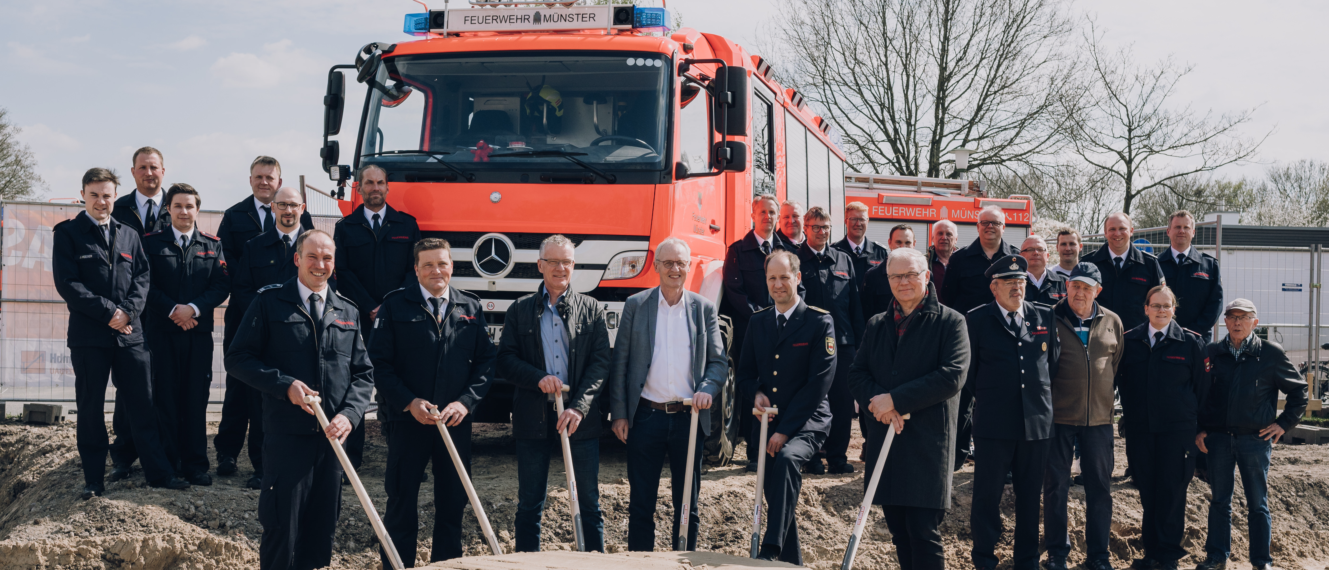  Spatenstich für das neue Feuerwehrhaus