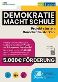 Werbeplakat zum Projekt „Demokratie macht Schule“. Besonders hevorgehoben sind der Titel und die Fördersumme von 5.000 Euro.