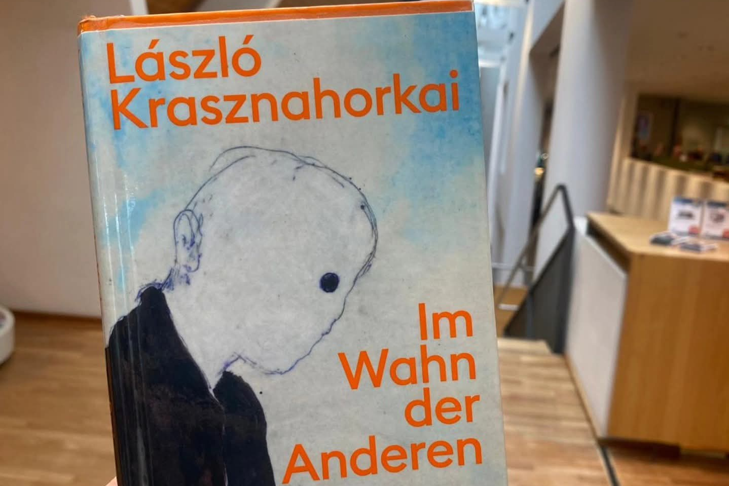 Buchcover "Im Wahn der Anderen" von Literaturnobelpreisträger László Krasznahorkai