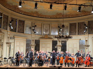 Das Westfälische Kammerorchester unter der Leitung von Tor Song Tan