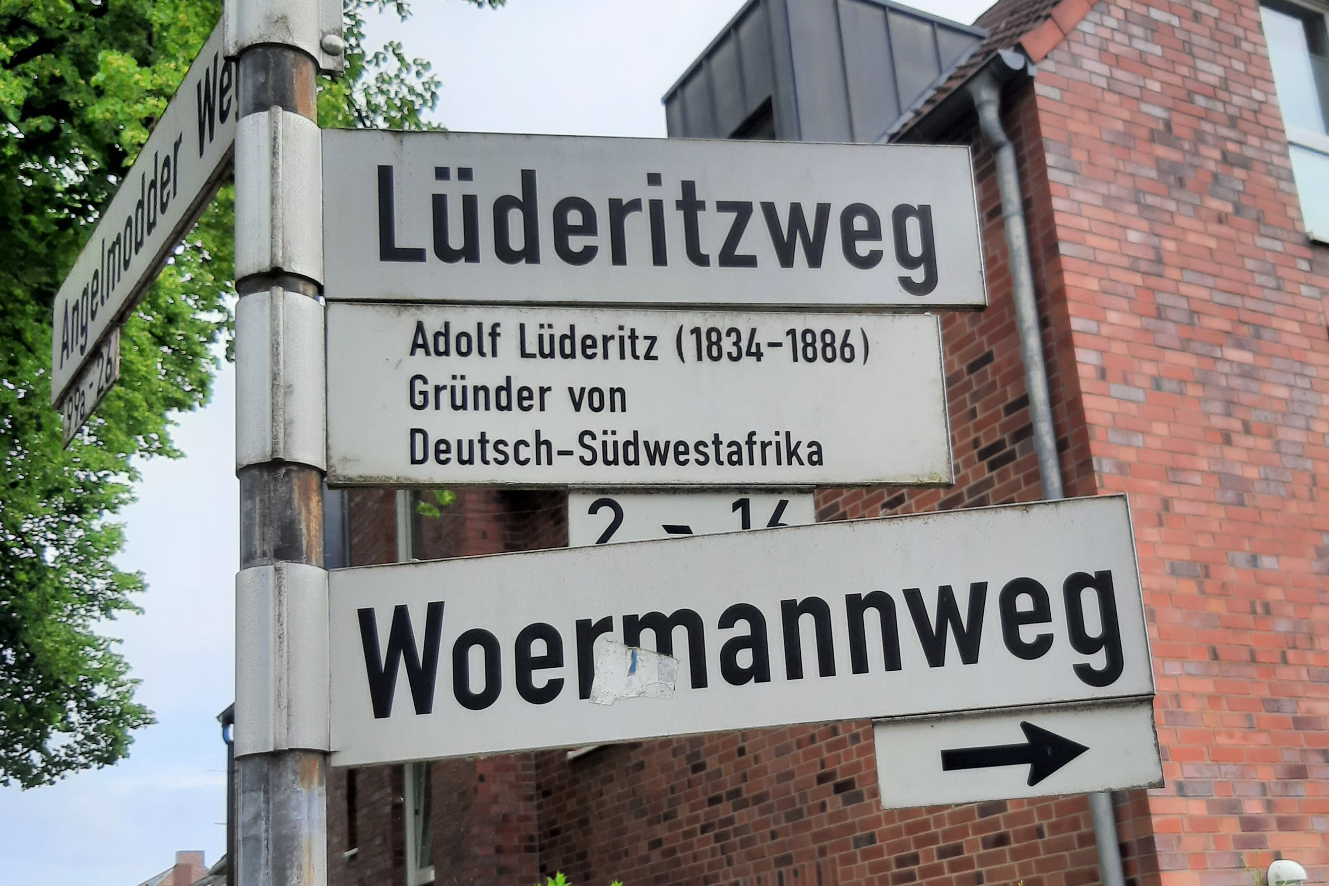 Straßenschilder des Lüderitz- und des Woermannwegs in Gremmendorf 