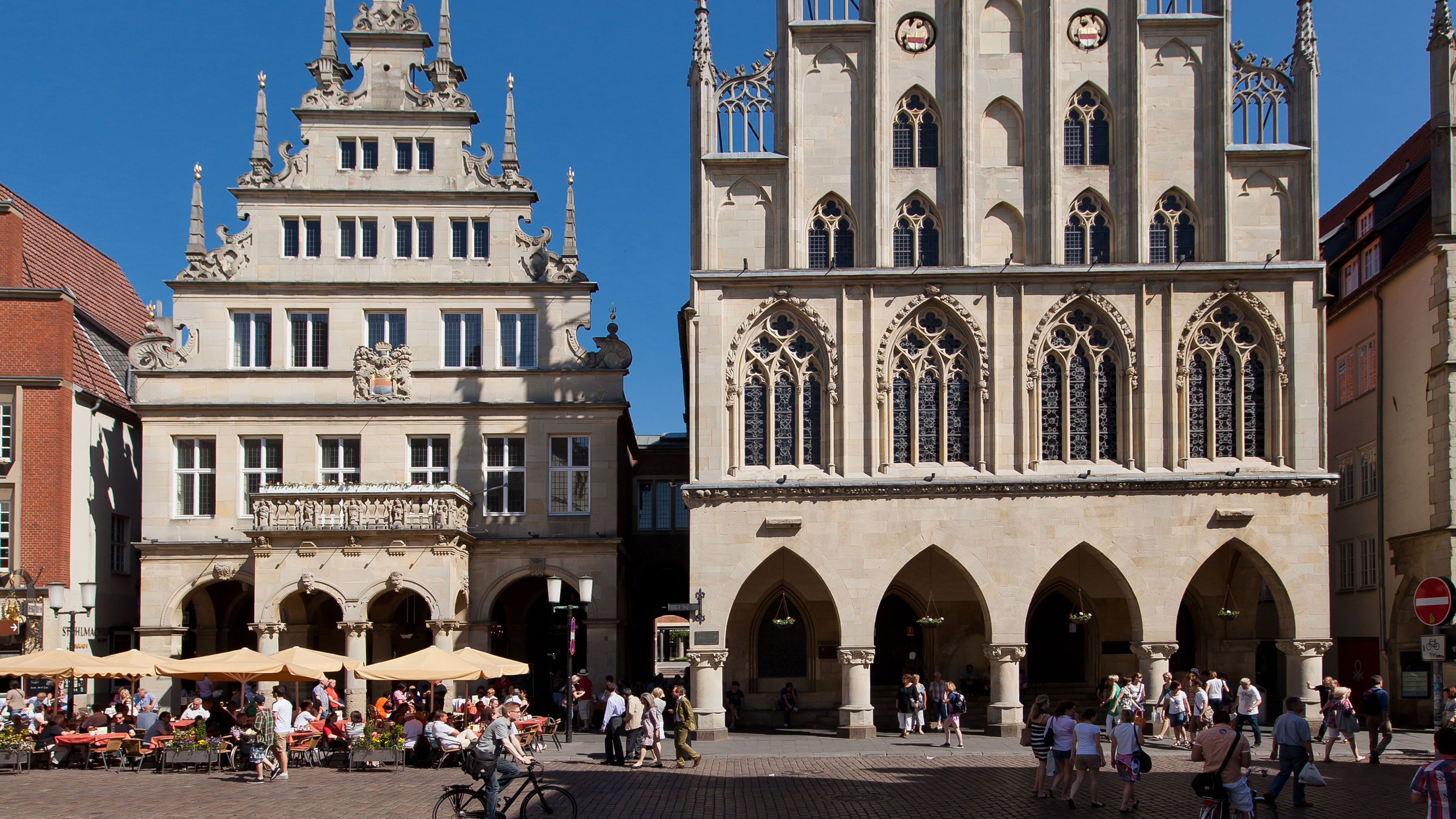 Rathaus und Stadtweinhaus