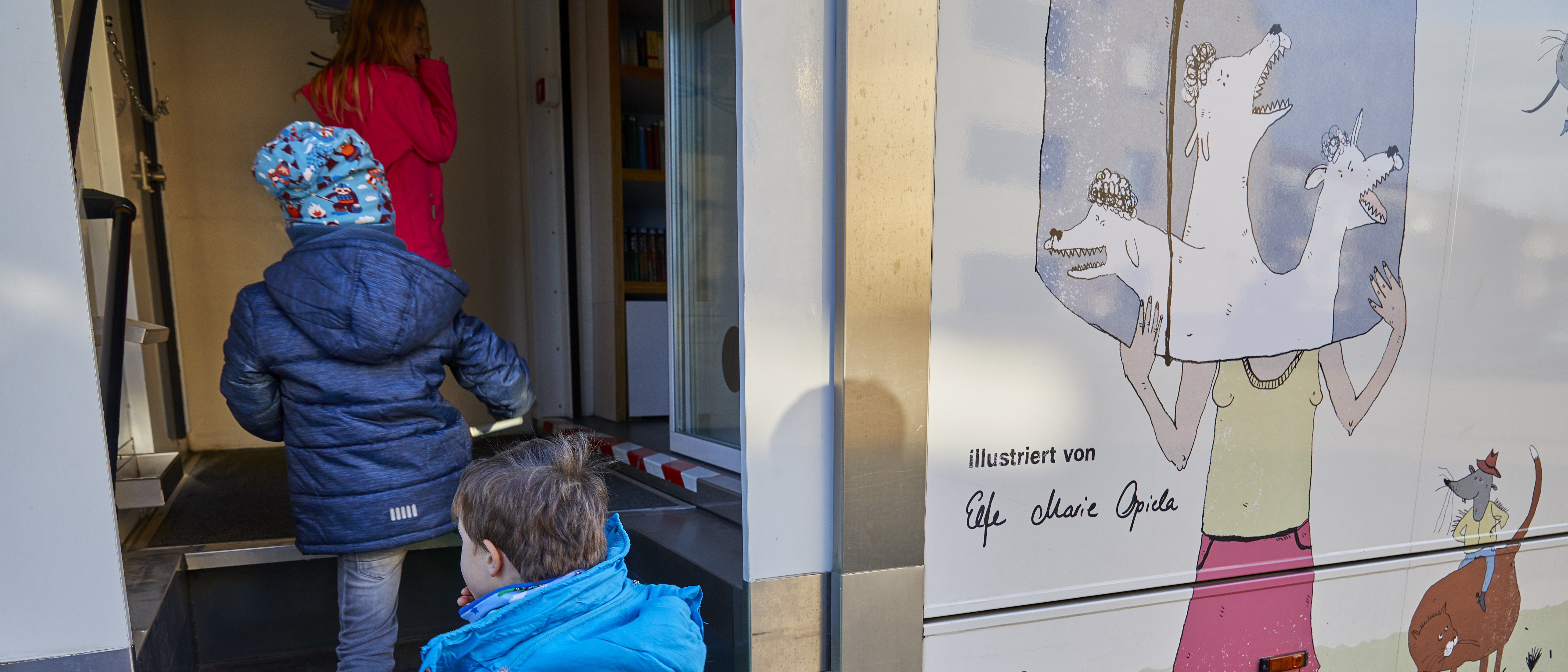 Eingang Bücherbus