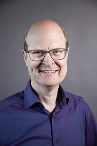 Porträt Bild von Prof. Dr. Stefan Heusler
