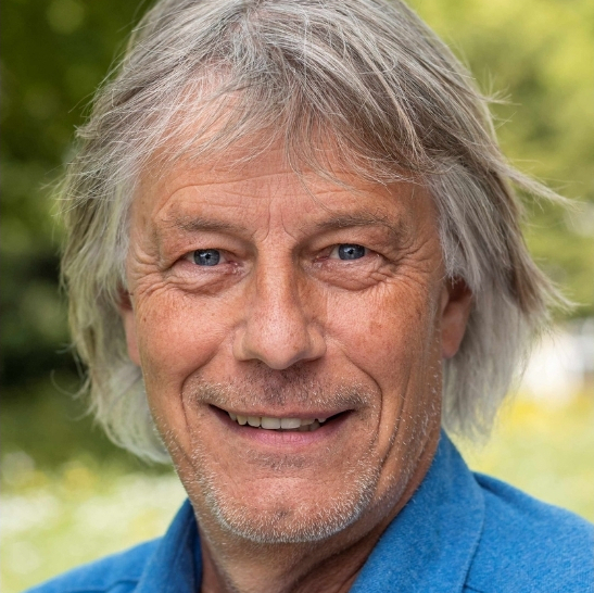 Die gewählten Bezirksbürgermeister Peter Bensmann (CDU), Ralf Kiewit (Grüne) und Friedhelm Schade (SPD). 