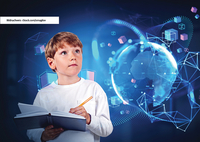Junge vor Multimediawand