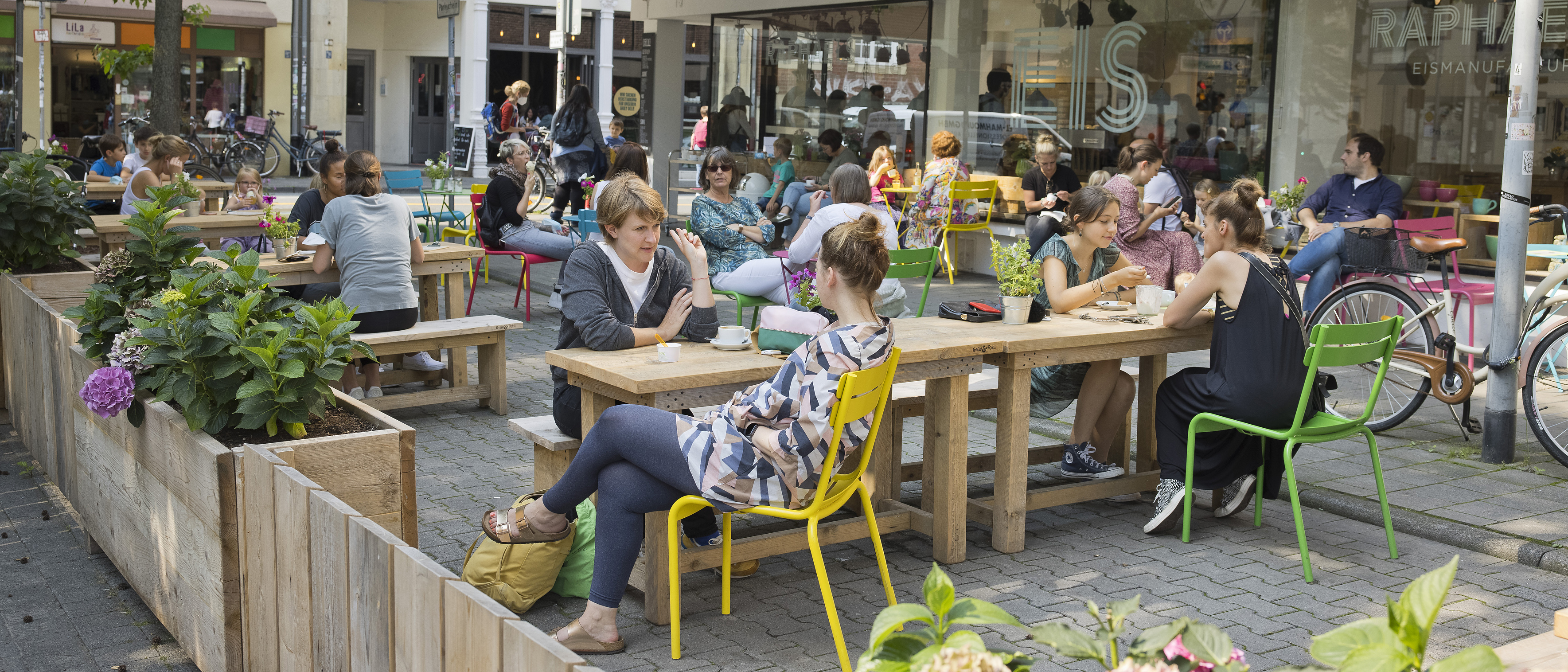 Picknicken statt parken am Bült