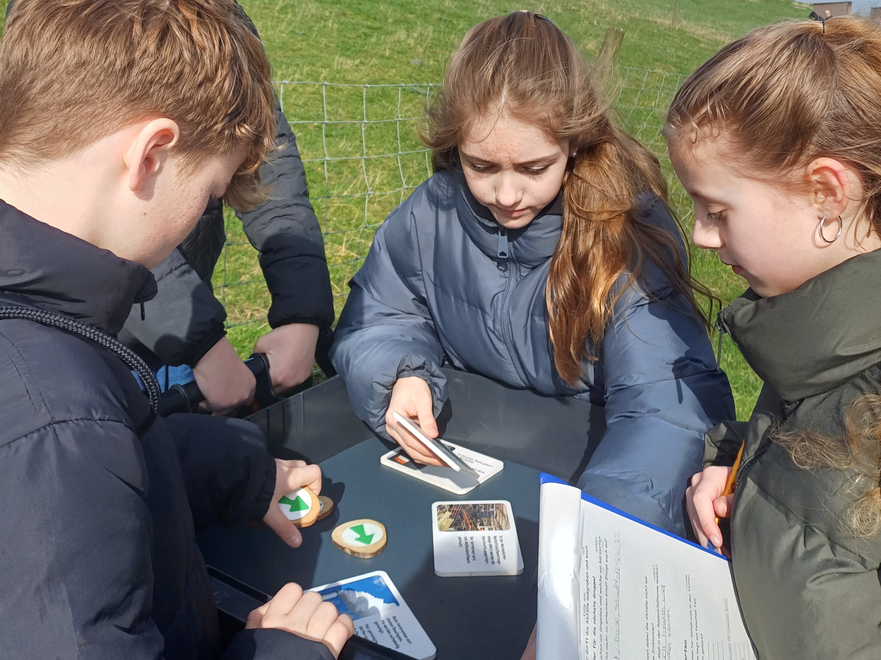 Kinder auf einer Führung