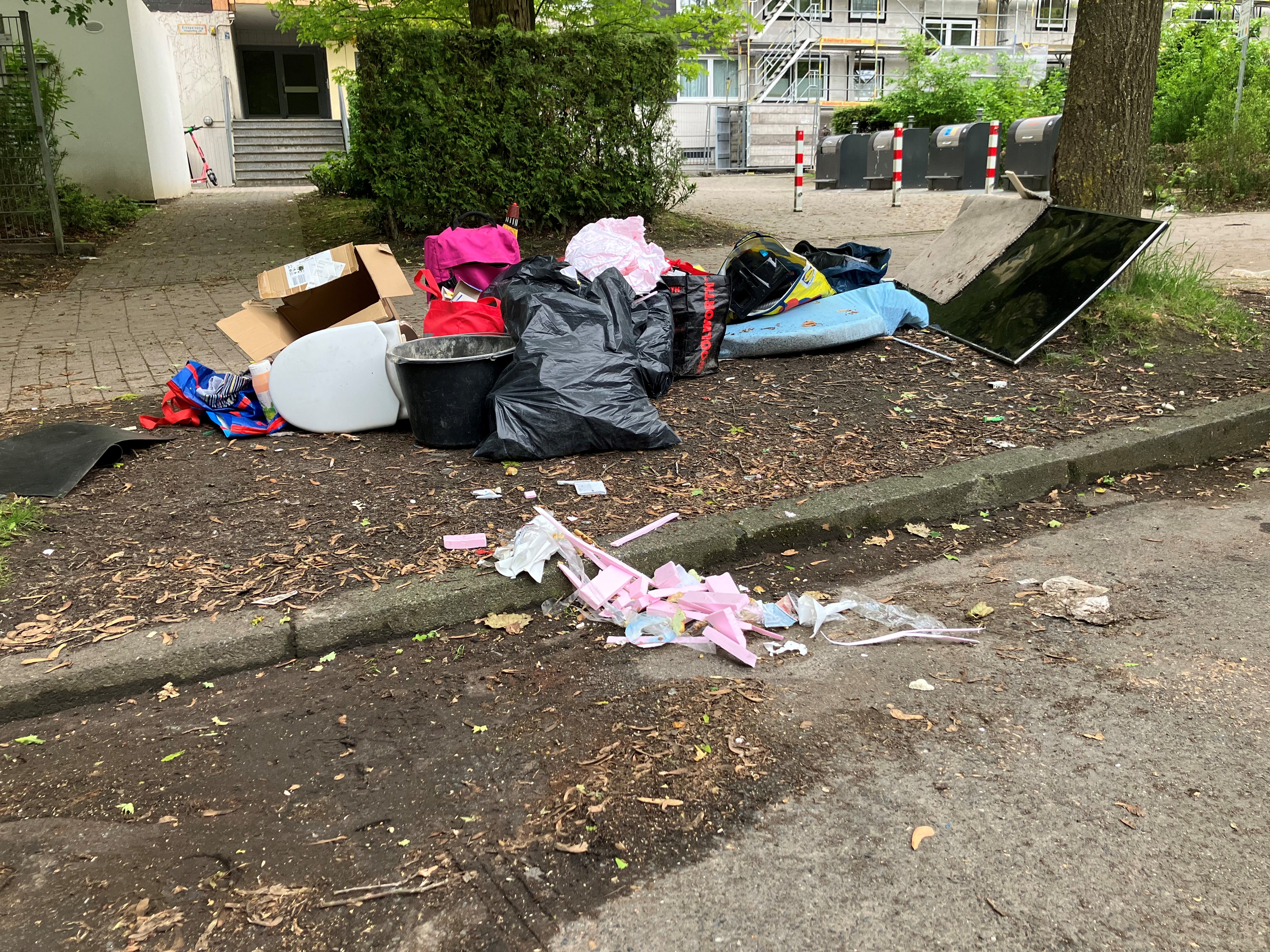Abfall am Straßenrand