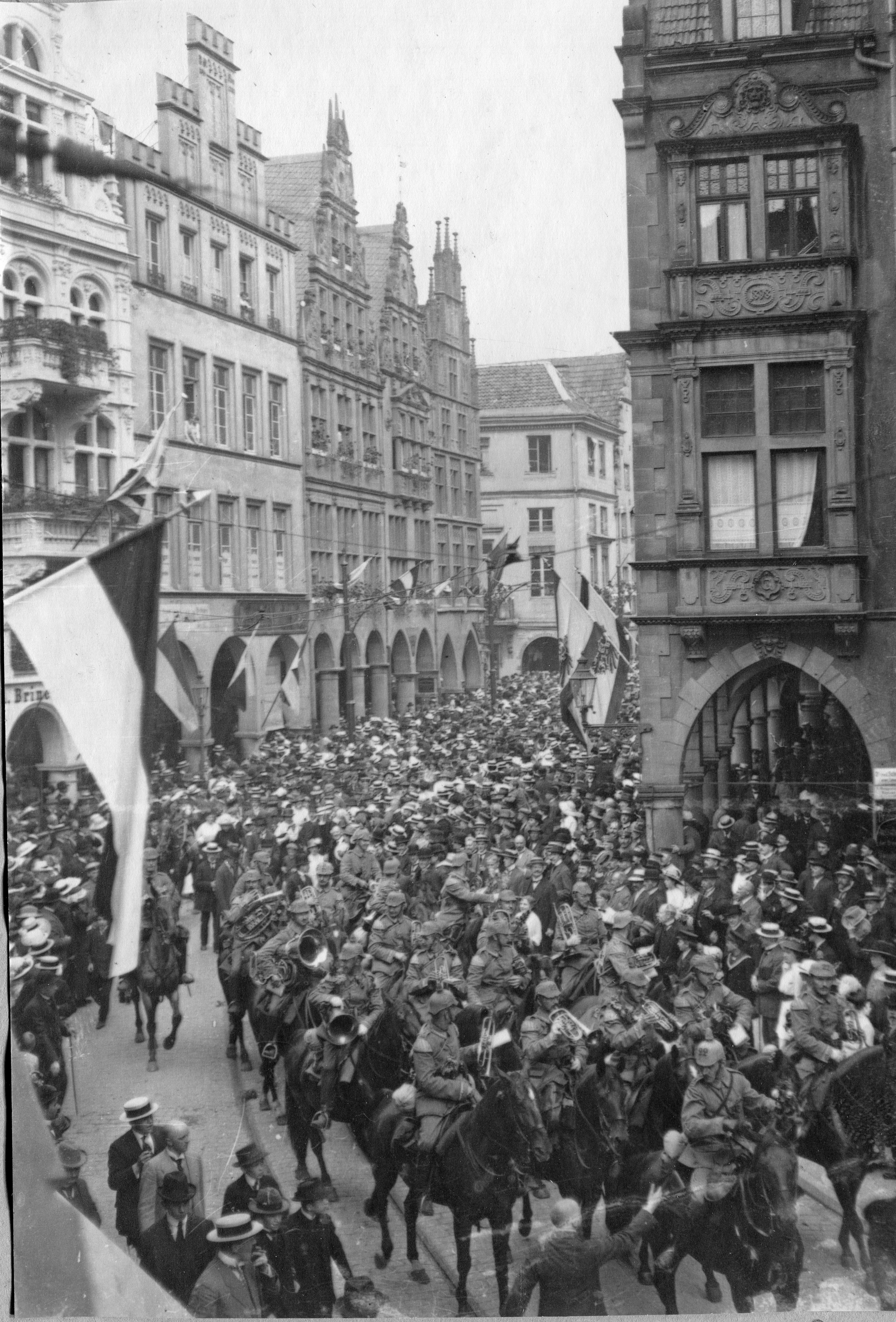 Ausmarsch von Soldaten im Ersten Weltkrieg