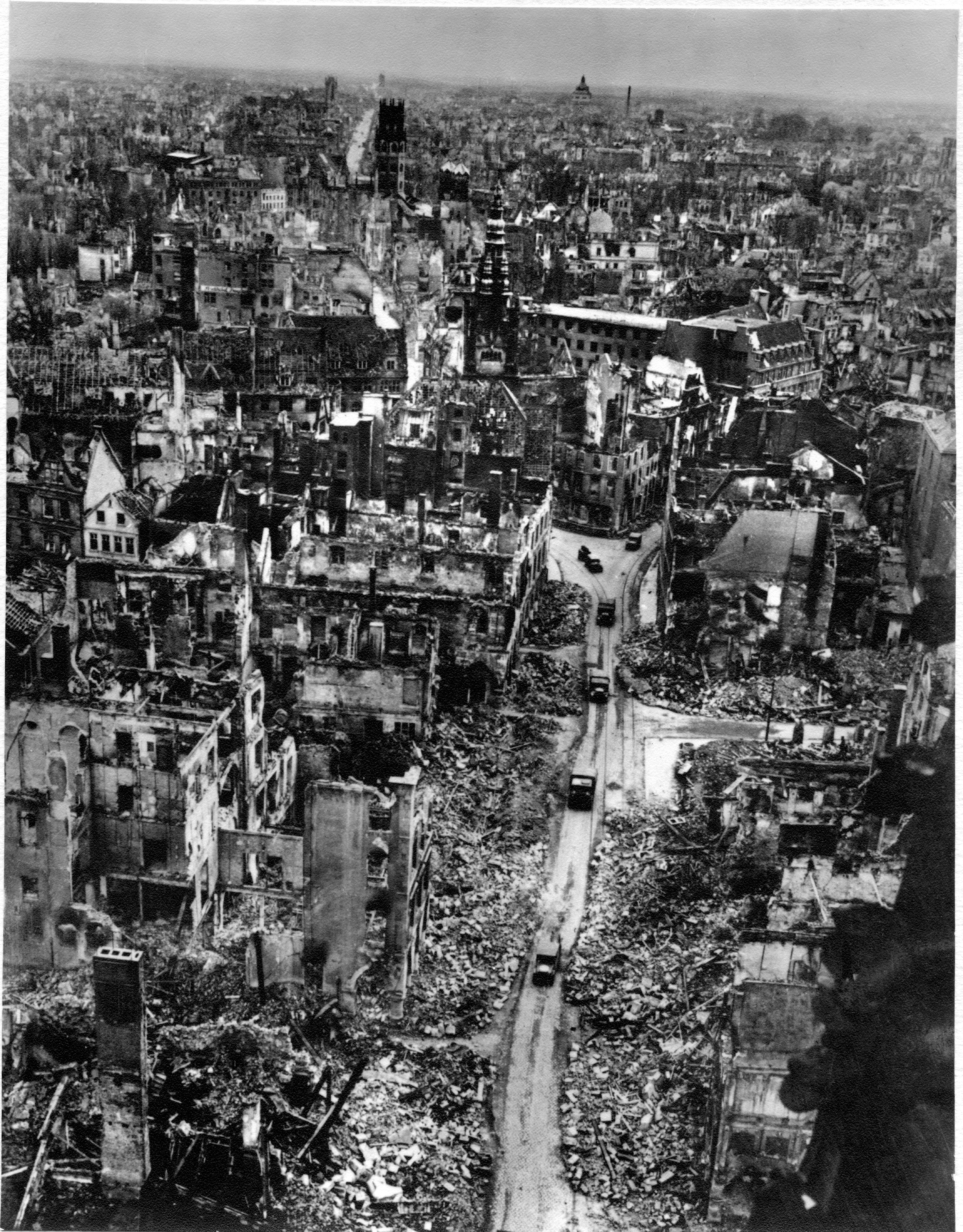 Altstadt nach Kriegsende 1945