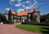Schloss Itlingen mit Zufahrt
