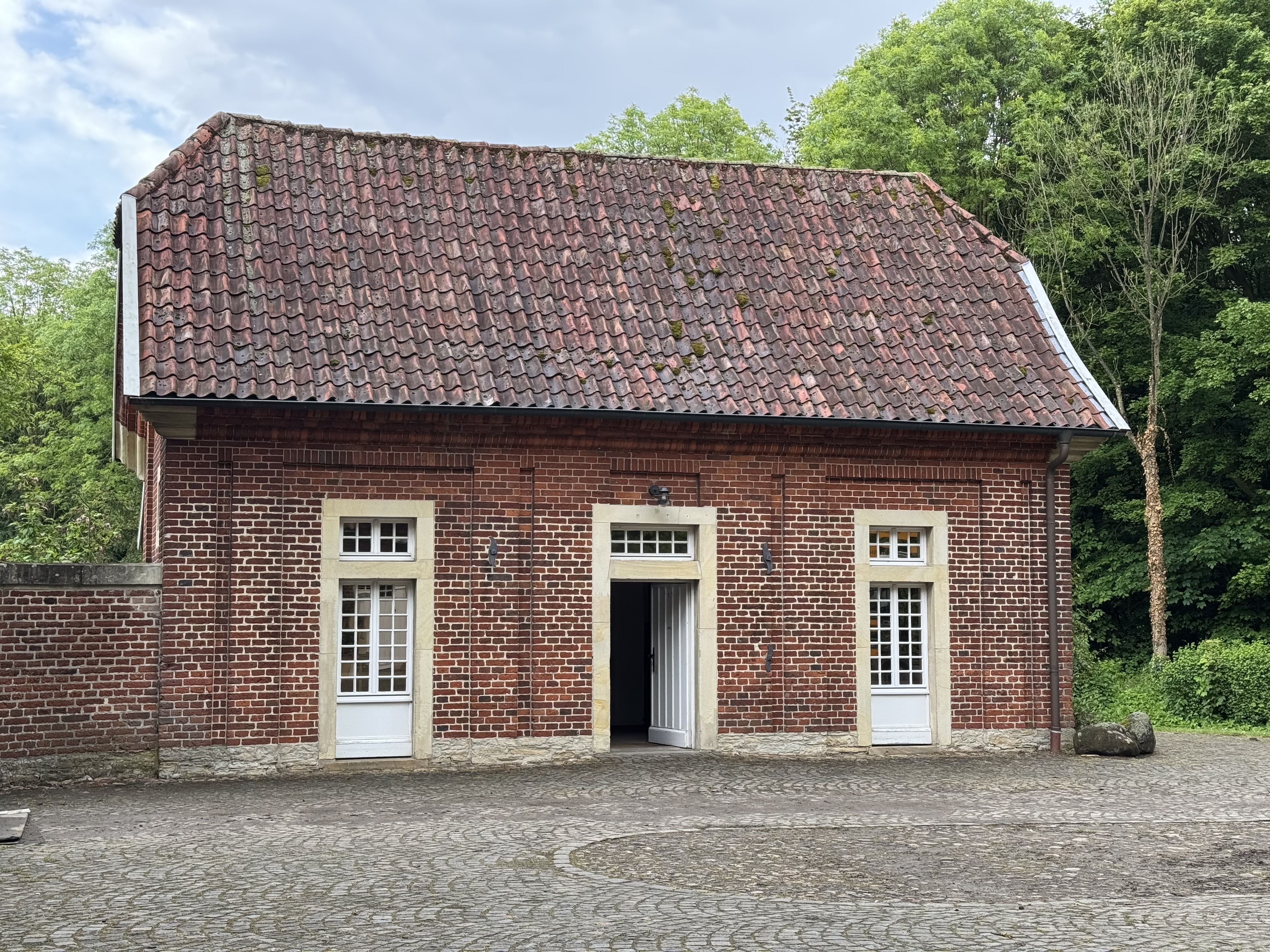 Nebengebäude