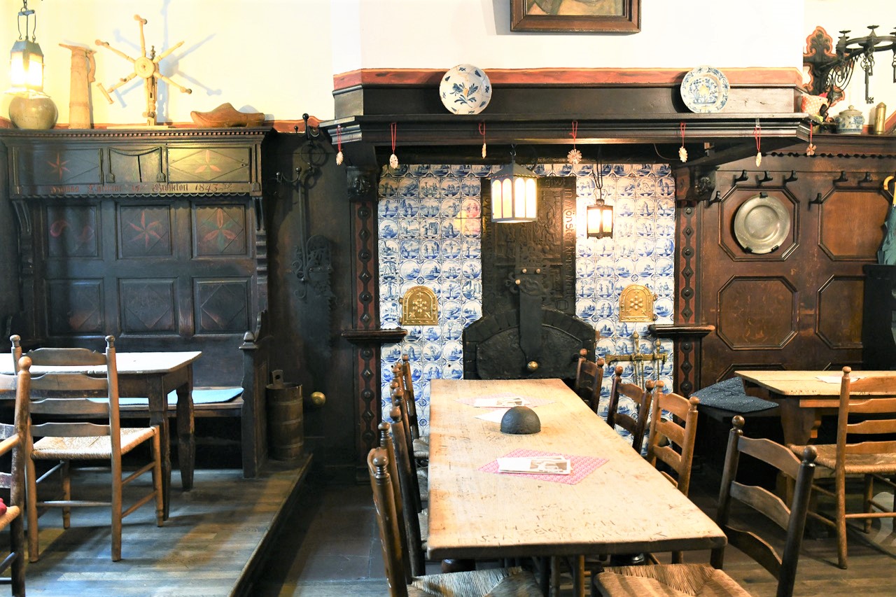weitere Ansicht historische Stube