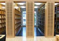 Die Diözesanbibliothek in Münster: Regalreihen