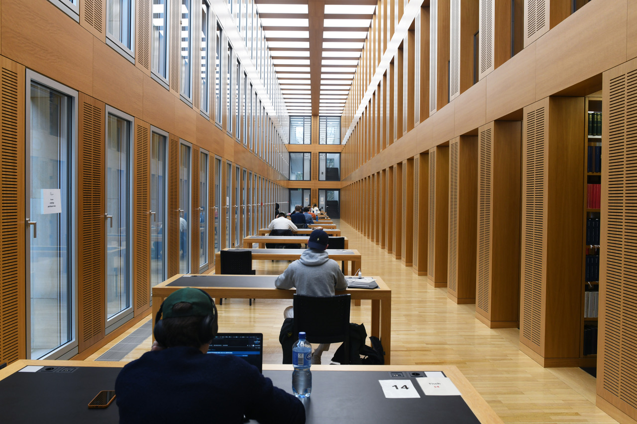 Blick in den Lesesaal