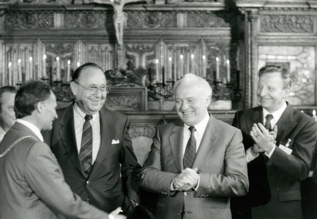 Oberbürgermeister Dr. Jörg Twenhöven,  Außenminister Hans-Dietrich Genscher und sein sowjetischer Amtskollege Eduard Schewardnadse,  Oberstadtdirektor Dr. Tilman Pünder 