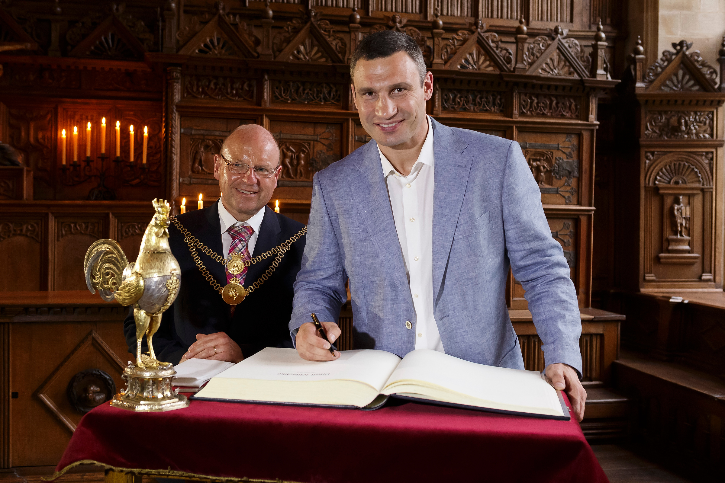 Oberbürgermeister Markus Lewe und Box-Weltmeister Dr. Vitali Klitschko
