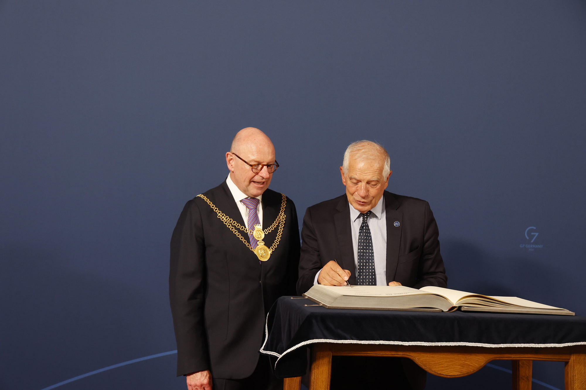 Oberbürgermeister Markus Lewe und Josep Borrell, Außenbeauftragter der Europäischen Union