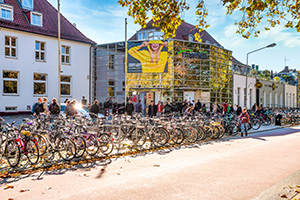 Fahrradstraße vor der Aasee-Mensa Fahrradstraße vor der Aasee-Mensa