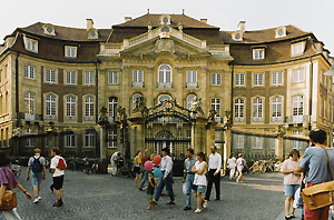 Erbdrostenhof an der Salzstraße Erbdrostenhof an der Salzstraße