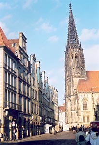 Giebelhäuser und Lambertikirche am Prinzipalmarkt