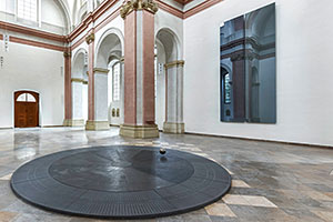 Gerhard Richter: „Zwei Graue Doppelspiegel für ein Pendel“ Gerhard Richter: „Zwei Graue Doppelspiegel für ein Pendel“
