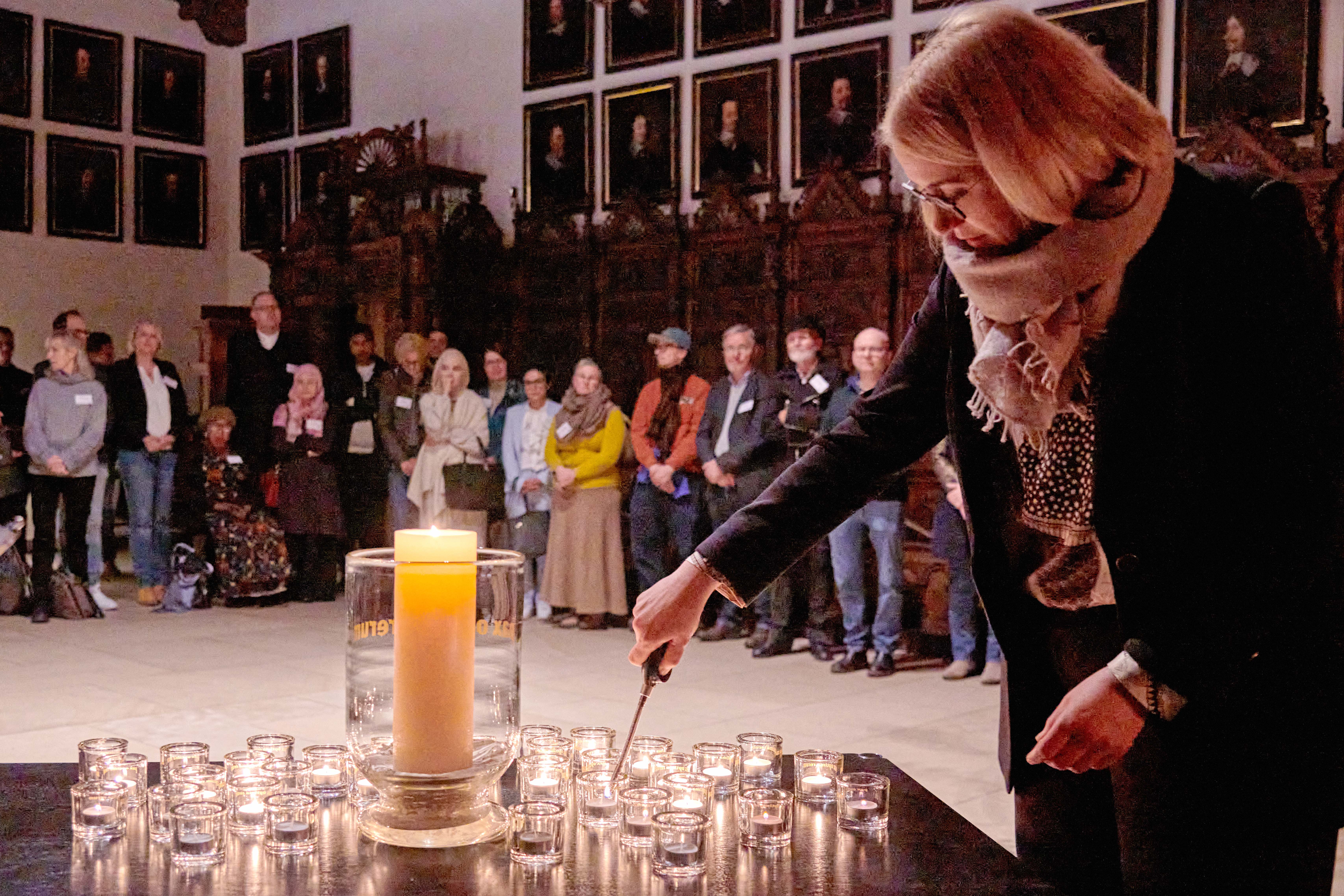 Treffen der Religionsgemeinschaften im münsterschen Friedenssaal