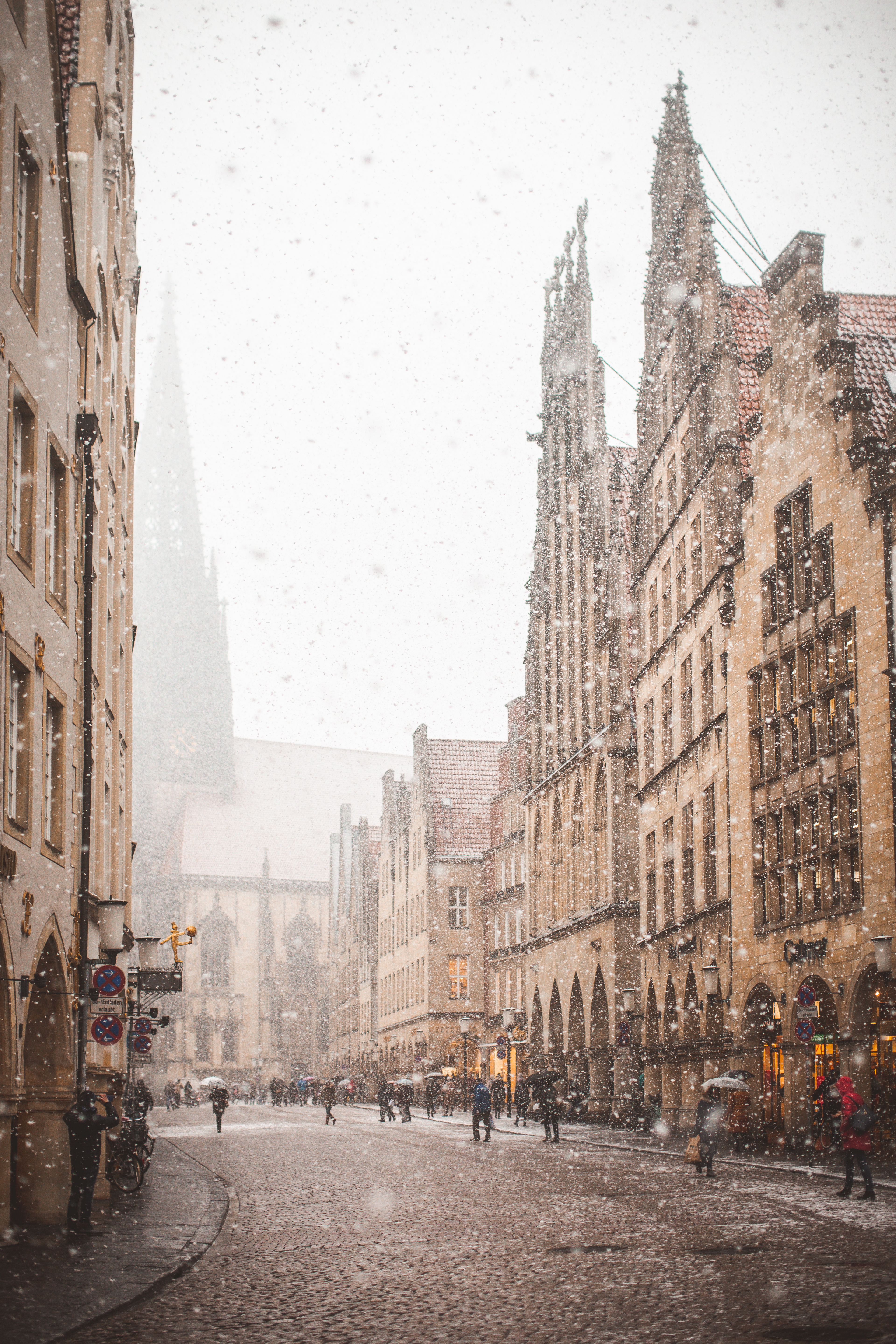 Es schneit auf den Prinzipalmarkt