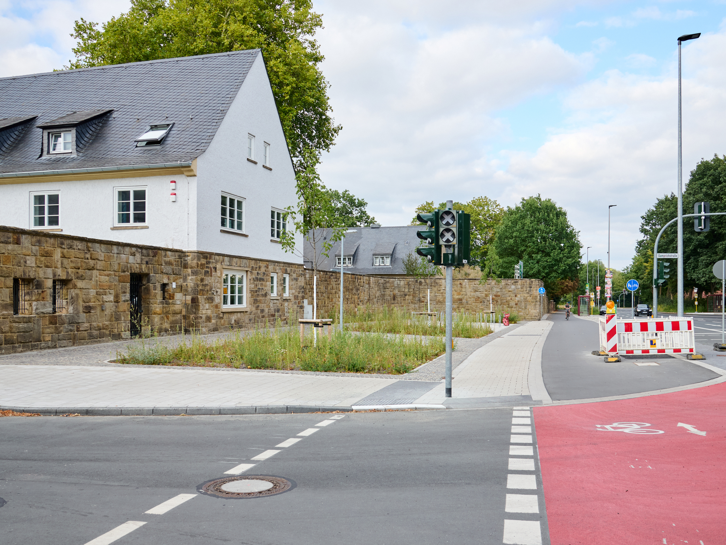 Die Roxeler Straße Ecke Gumprichstraße