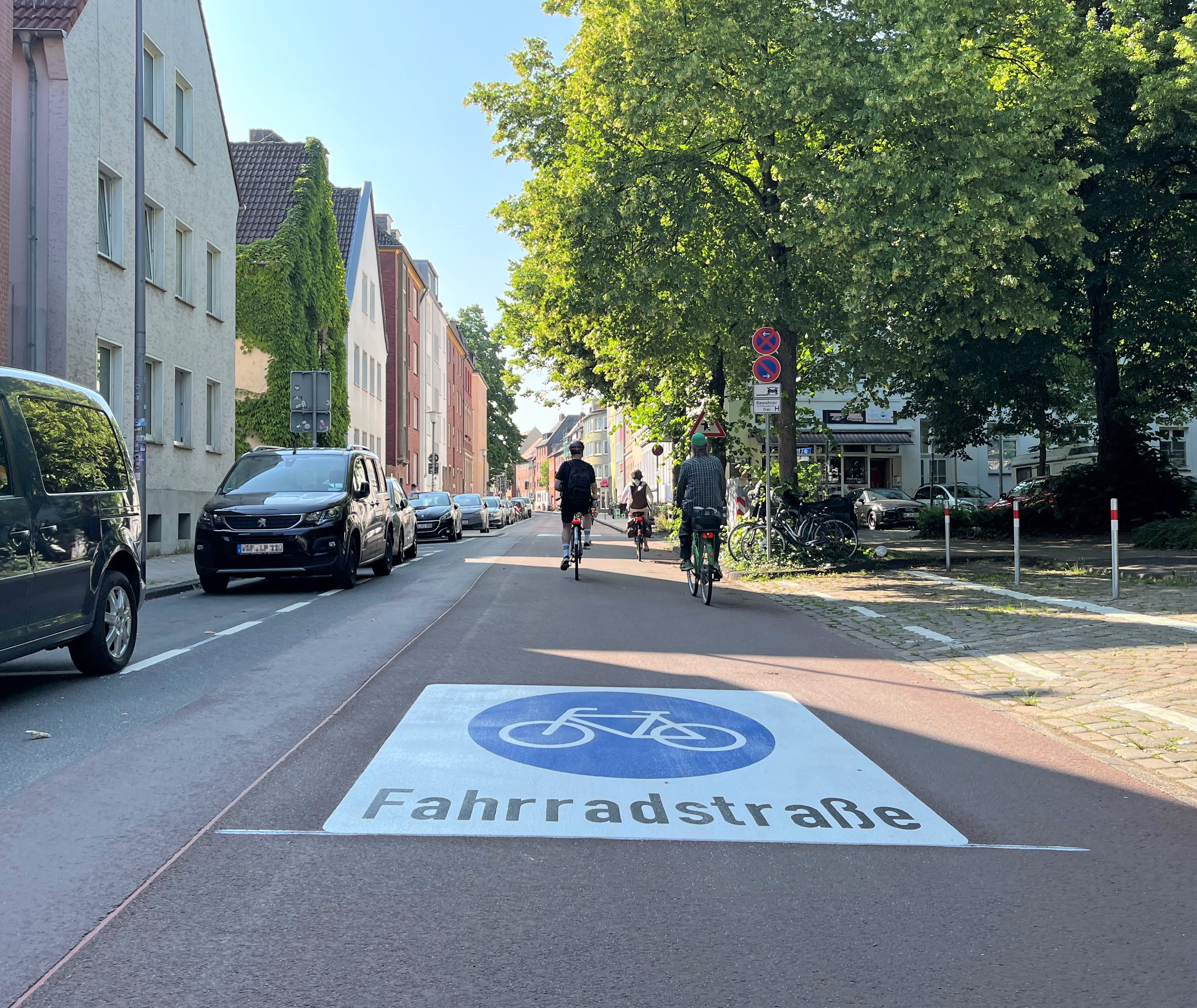 Blick auf die Schillerstraße, die zur Fahrradstraße umfunktioniert wurde