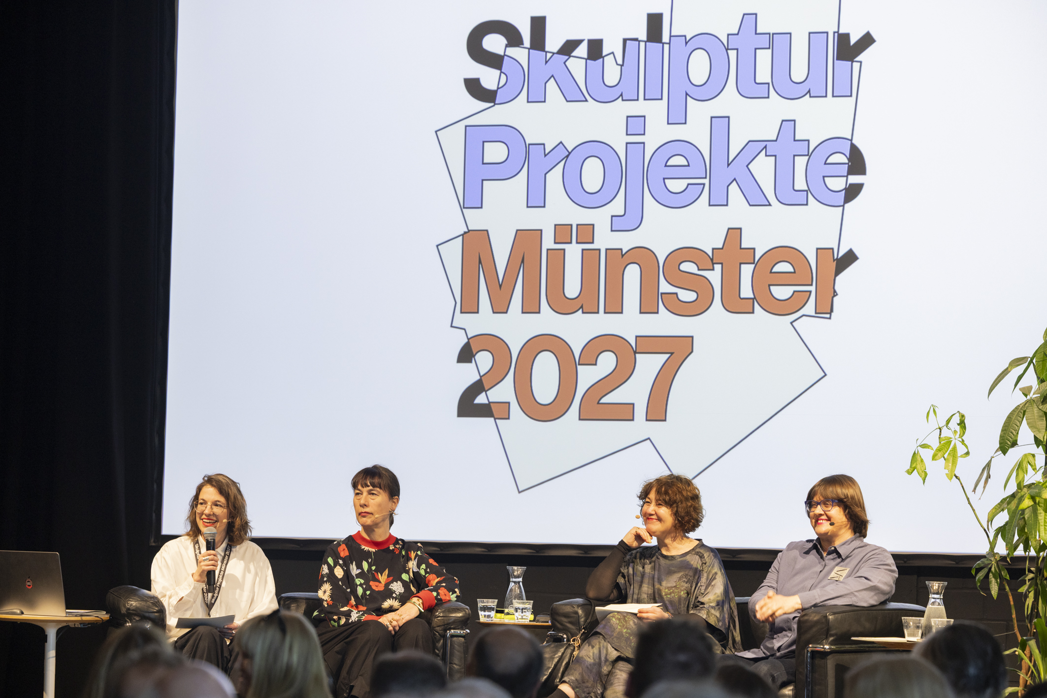 WHW im Gespräch mit Barbara Kiolbassa