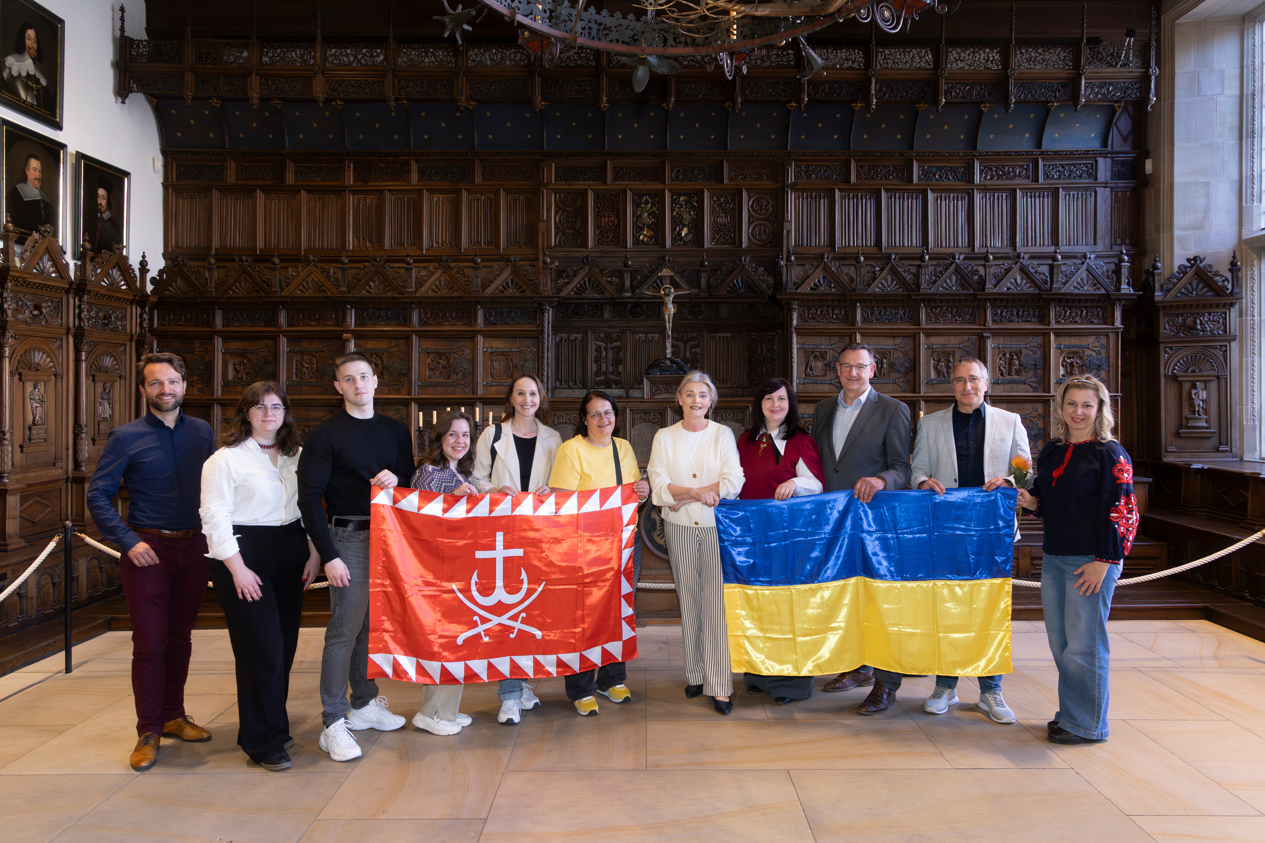 Bürgermeisterin Angela Stähler (5. v.r.) empfing die beteiligten Lehrkräften aus Münster und Winnyzja im Friedenssaal im Historischen Rathaus.