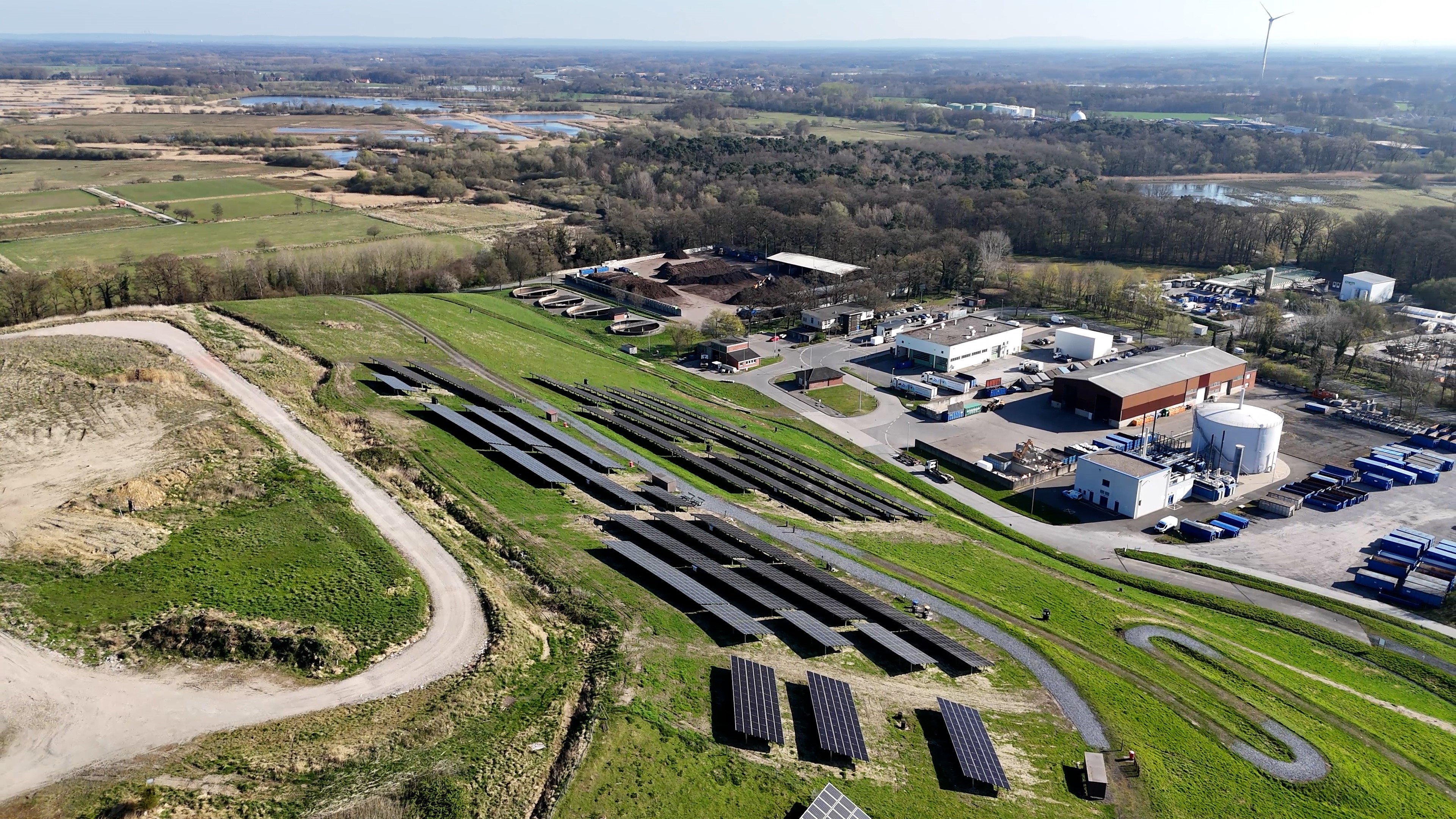 Luftbild der PV-Anlage in Coerde