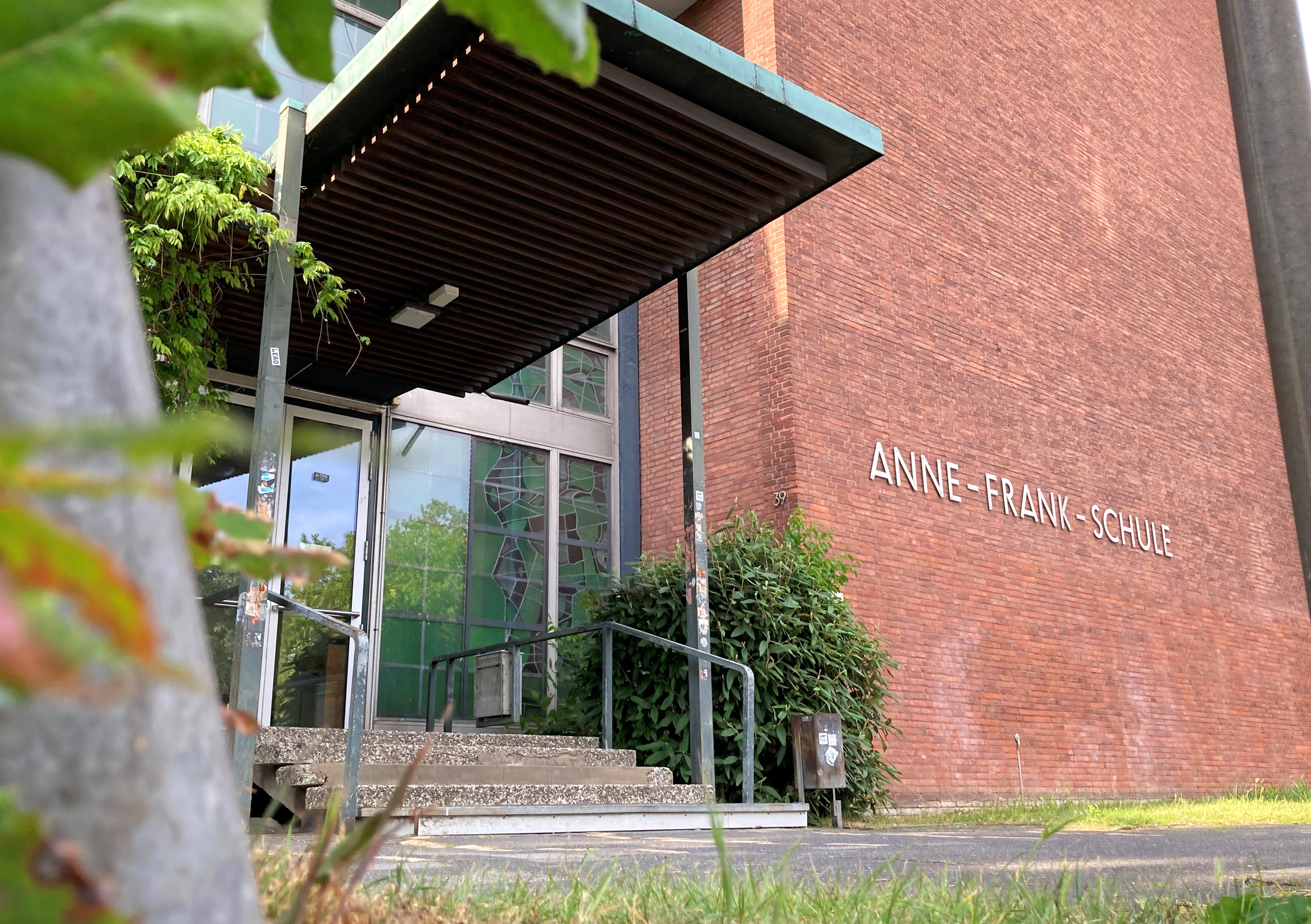 Eingang des Anne-Frank-Berufskollegs