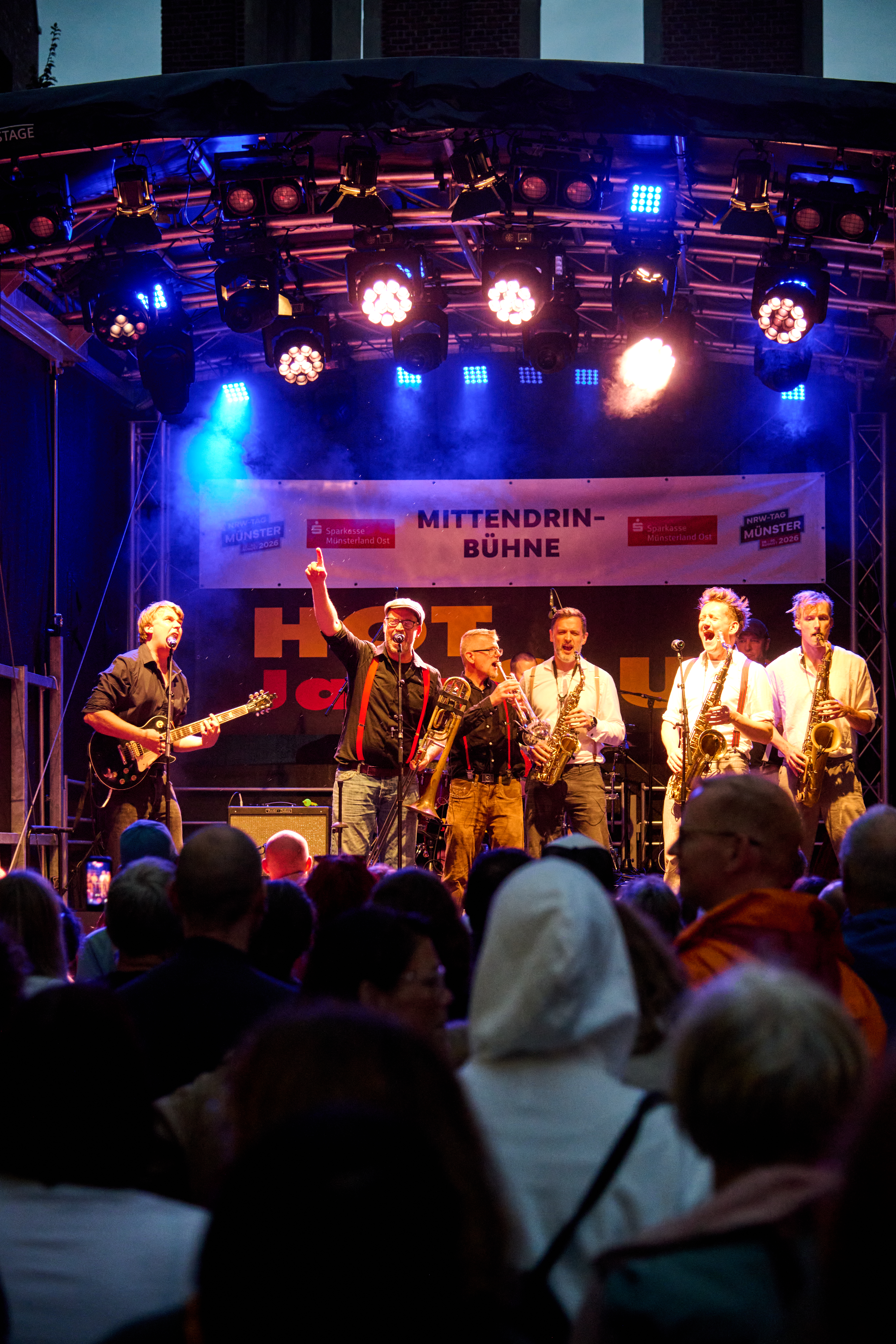 Die Ska-Band „Home to Paris“