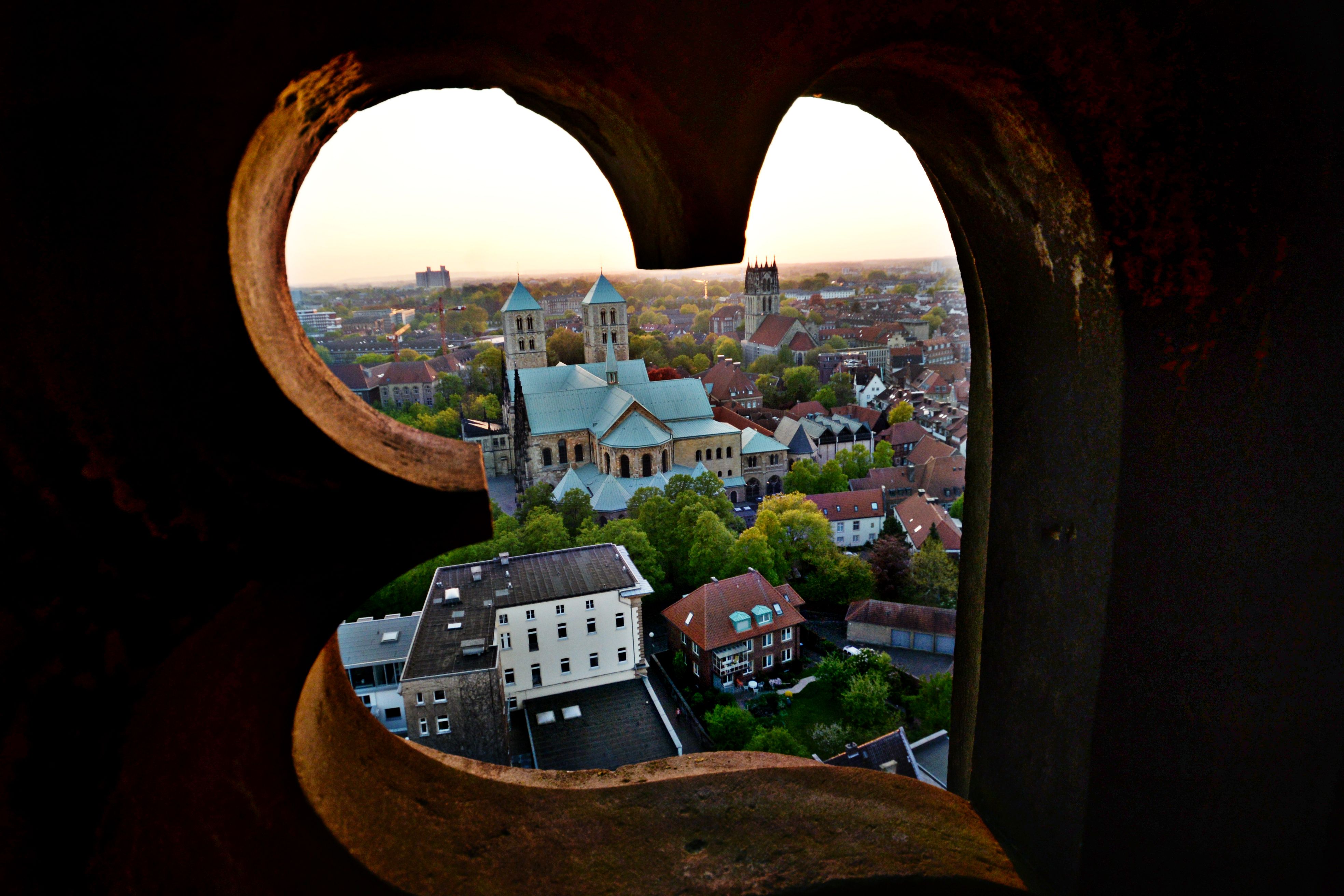 Blick von der Lambertikirche auf den Dom