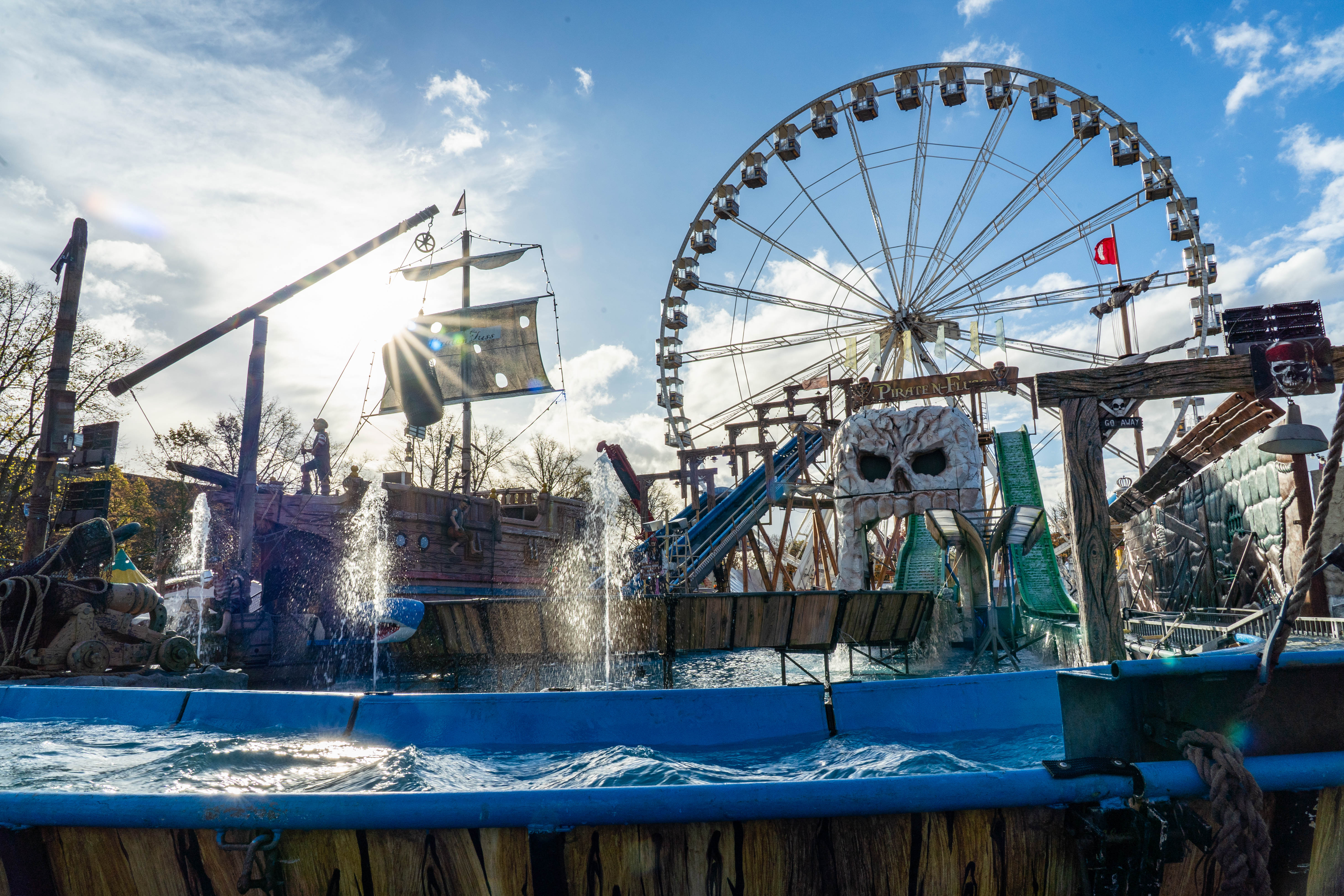 Die Wildwasserbahn „Piraten-Fluss“